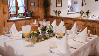 Hübsch gedeckter Tisch  ©Julia Kollman photography
